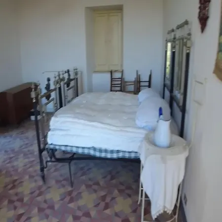 Elegant Manor Staycation Escape Appartement